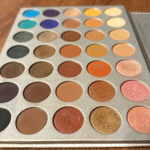 Eyeshadow palette - Picture 5 of 5